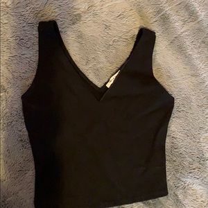 Black tank top cropped
